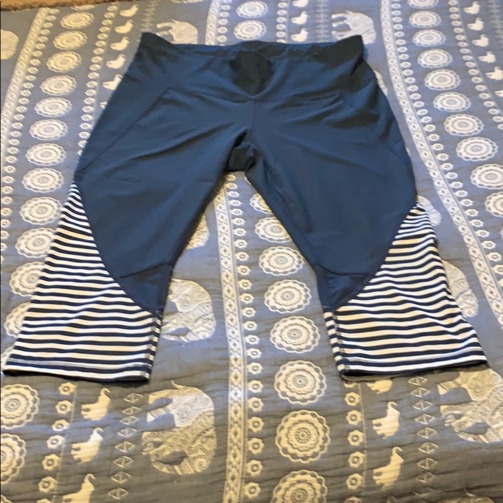 Xersion Cropped Workout Capri